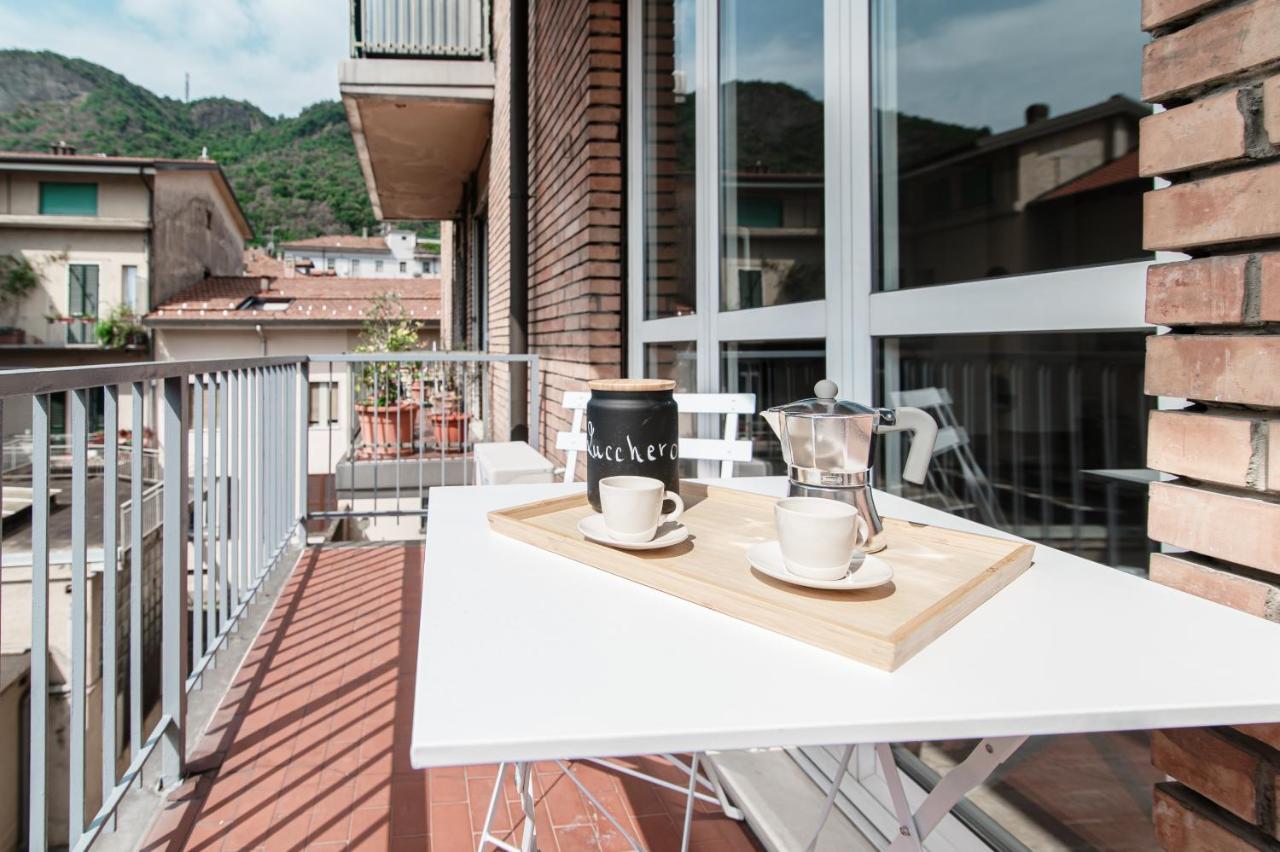 Lovely Suite With Private Parking In Como Bagian luar foto